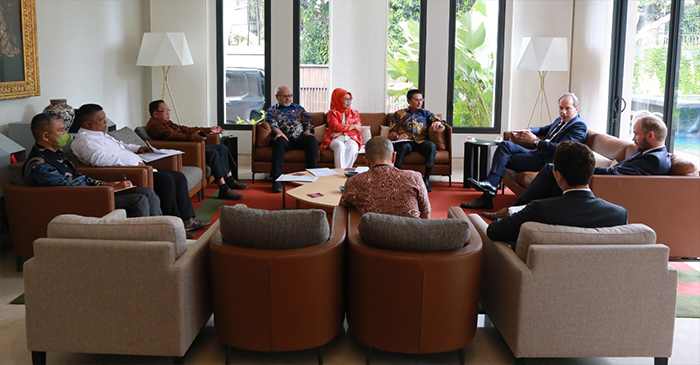 BKSP DPD RI saat melakukan pertemuan dengan Dubes Prancis.