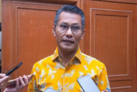 Febri Hendri Antoni Arif.
