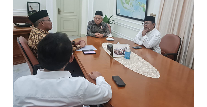 Menko PMK, Muhadjir Effendy saat menemui Wapres, KH Ma’ruf Amin, di Istana Wapres, Jalan Medan Merdeka Selatan No.6 Jakarta Pusat, Jumat (18/8/2023).