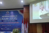 Ketua DPD RI, AA LaNyalla Mahmud Mattalitti memberikan sambutan secara virtual dalam Munas XIX Ikatan Mahasiswa/Pelajar Indonesia Sulawesi Selatan (IKAMI Sulsel) dengan tema ‘’Merawat Kebhinekaan untuk Indonesia’’, Senin (28/8/2023).