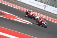  Para pebalap binaan PT Astra Honda Motor (AHM) saat adu kemampuannya di Pertamina Mandalika International Street Circuit, Lombok, Sabtu (14/10/2023).