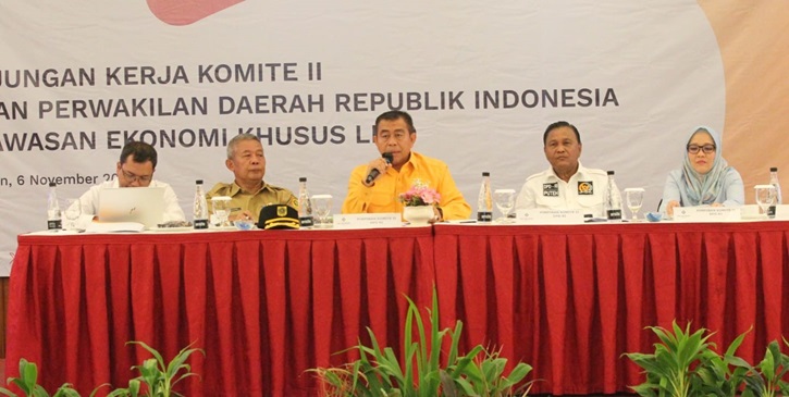 Komite II DPD RI saat menggelar dialog di KEK Lido.