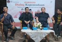 Suasana dialog kepemudaan GAMA Mataram yang mengambil tema ‘’Pemimpin Masa Depan untuk Indonesia Unggul’’, di Sayung Hotel & Restaurant, Jalan Bung Karno Mataram, pada Selasa malam (26/12/2023).