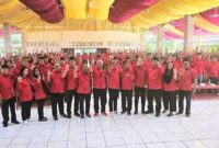 Suasana foto bersama di sela-sela acara Rakorda PDIP se-Pulau Sumbawa.