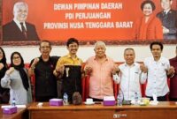 TPD Ganjar – Mahfud MD NTB usai rapat persiapan kedatangan Cawapres Mahfud MD.