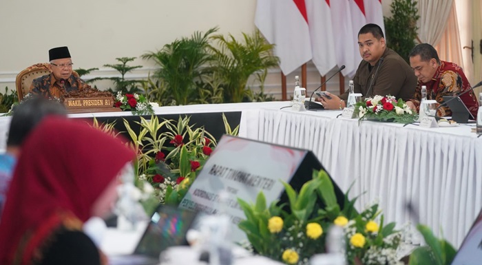 Menpora RI, Dito Ariotedjo saat rapat bersama Wapres RI, Ma'ruf Amin.