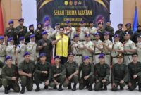 Menpora RI, Dito Ariotedjo saat fose bersama usai Sertijab Dansat Menwa UNJ periode 2024, di Aula Bung Hatta Kampus A UNJ, pada Sabtu siang (3/2/2024).