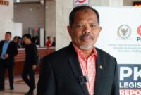 Anggota DPR RI, Johan Rosihan.