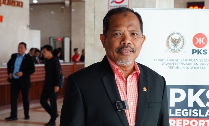 Anggota DPR RI, Johan Rosihan.
