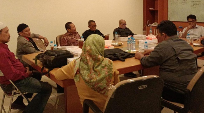 Suasana rapat pengurus DPP bersama Pengurus DPD DKI Jakarta dan DPD Banten guna membahas persiapan pelaksanaan kegiatan HUT PJS ke-2 yang berlangsung di Kantor DPP PJS, Sabtu (23/3/2024).
