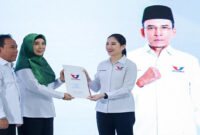Pasangan bakal Cagub dan Cawagub NTB, Rohmi - Firin saat menerima rekomendasi dari Partai Perindo untuk bertarung pada Pilgub NTB 2024.