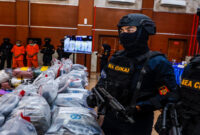 Barang Bukti (BB) narkotika jenis ganja asal Thailand sebanyak 214 bungkus dengan berat 113,65 Kg berhasil diamankan Tim Gabungan BNN bersama Ditjen Bea dan Cukai di Bandara Soetta.