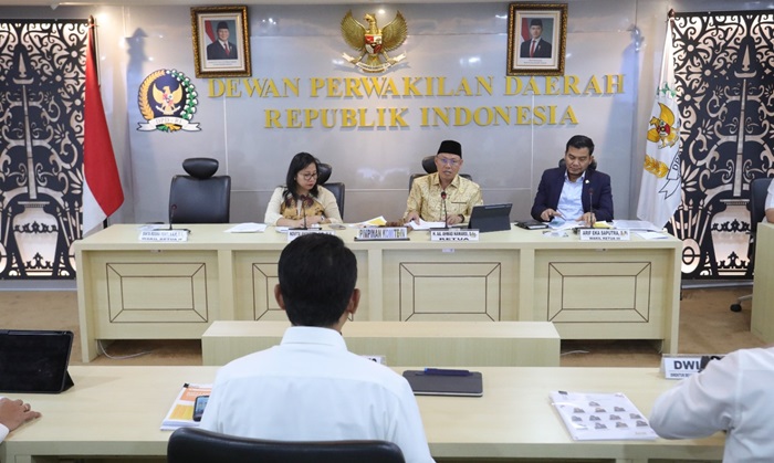 Suasana RDP antara Komite IV DPD RI dengan LPDP.