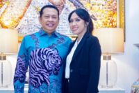 Anggota Komisi III DPR RI sekaligus Waketum DPP Partai Golkar, Bambang Soesatyo (kiri) bersama putrinya, Gladys Raditya Sartika, S.H., M.Kn (kanan). 