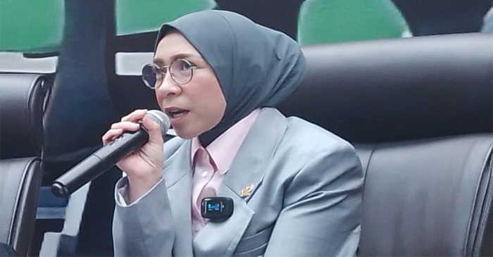 Anggota Komisi X DPR RI, Melly Goeslaw.