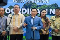 Ketua DPD RI, Sultan B Najamudin saat memberikan keterangan pers kepada awak media, di Kompleks Parlemen Senayan, Jakarta Pusat, Selasa (2/12/2025).