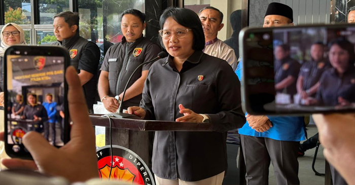Direktur Reserse PPA dan PPO Polda NTB, Kombes Pol Ni Made Pujawati saat memberikan keterangan pers.