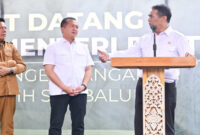 Mentan RI, Andi Amran Sulaiman didampingi Gubernur NTB, Lalu Muhamad Iqbal dan Bupati Lombok Timur, H Haerul Warisin saat melakukan kunjungan kerja ke Kecamatan Sembalun, Kabupaten Lombok Timur, Senin (9/2/2026).