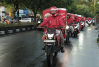 Suasana konvoi armada Honda Care melintas di sejumlah ruas jalan utama Kota Mataram.