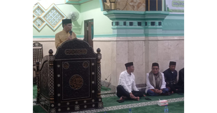 Suasana Safari Ramadan Wakil Bupati Lombok Timur (Wabup Lotim), HM Edwin Hadiwijaya, di Masjid Nurul Iman, Desa Selebung Ketangga, Kecamatan Keruak.