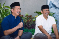 Gubernur NTB, Lalu Muhamad Iqbal (kiri) dan Kadis Kominfotik NTB, Ahsanul Khalik (kanan).