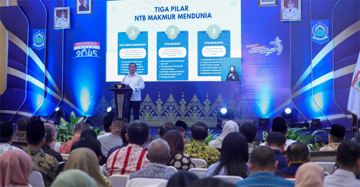 Gubernur NTB, Lalu Muhamad Iqbal saat memberikan sambutan pada acara Musrenbang, di Hotel Lombok Raya Mataram.