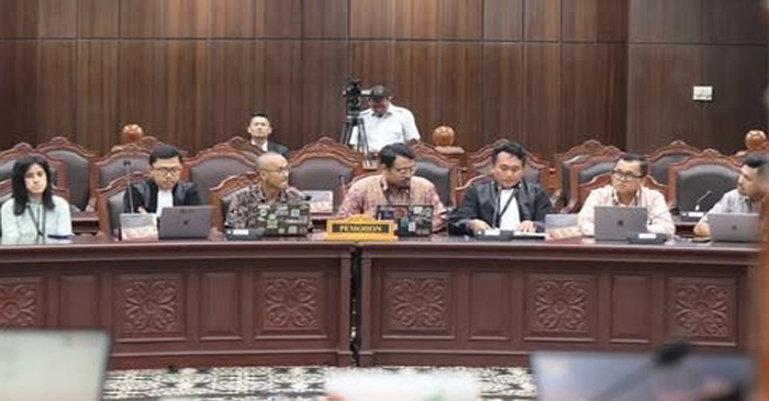 Suasana sidang pemeriksaan pendahuluan terhadap uji materi Undang-Undang (UU) Nomor 17 Tahun 2025 tentang APBN 2026, di Mahkamah Konstitusi (MK), pada Kamis (2/4/2026).