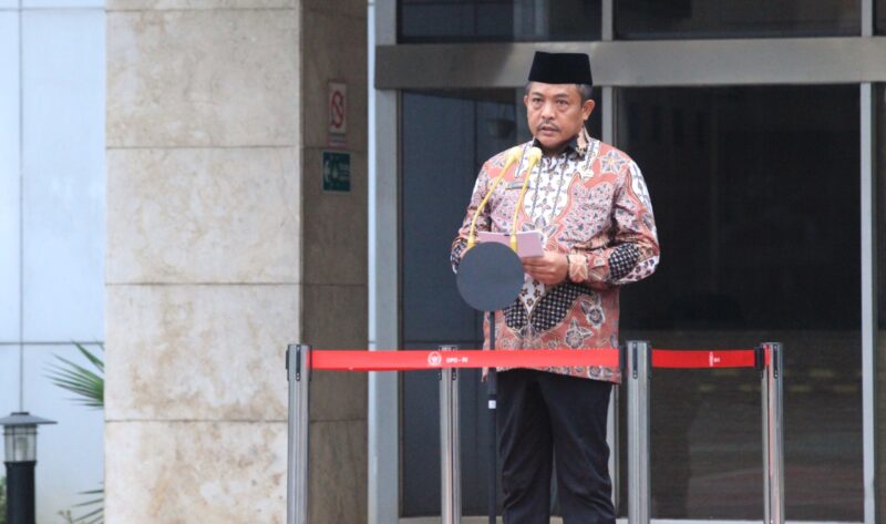 Deputi Administrasi Setjen DPD RI, Dr. Lalu Niqman Zahir, S.Sos., M.Si.